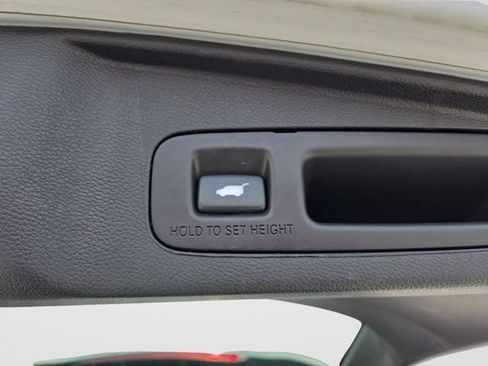 Used 2019 Honda CR-V Touring image 31