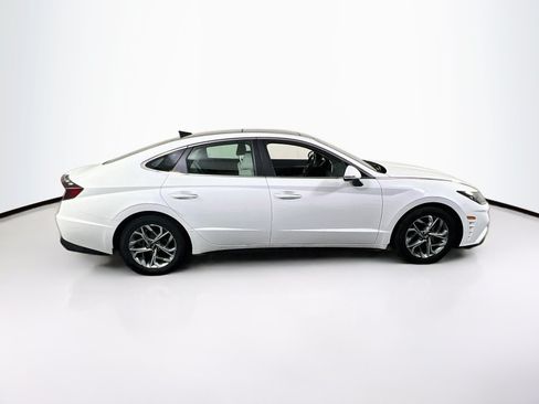 Used 2023 Hyundai Sonata SEL w/ Convenience Package FWD image 4