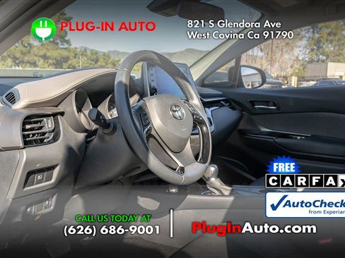 Used 2022 Toyota C-HR Limited image 5