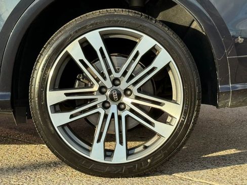 Used 2018 Audi SQ5 Prestige image 32