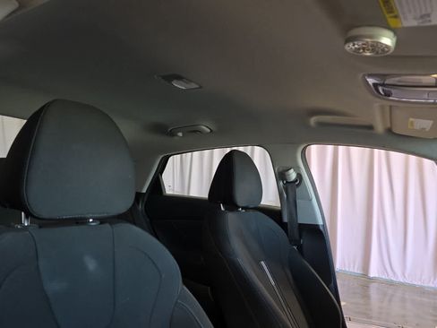 Used 2023 Hyundai Elantra SEL w/ Convenience Package FWD image 18