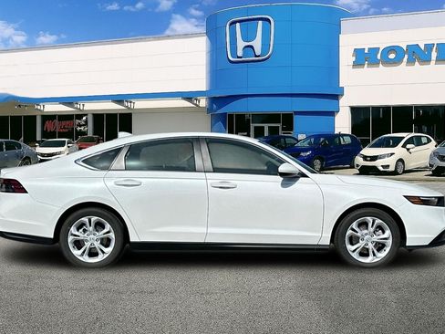 New 2026 Honda Accord LX image 7