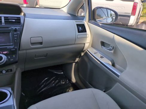 Used 2014 Toyota Prius V Three FWD image 16