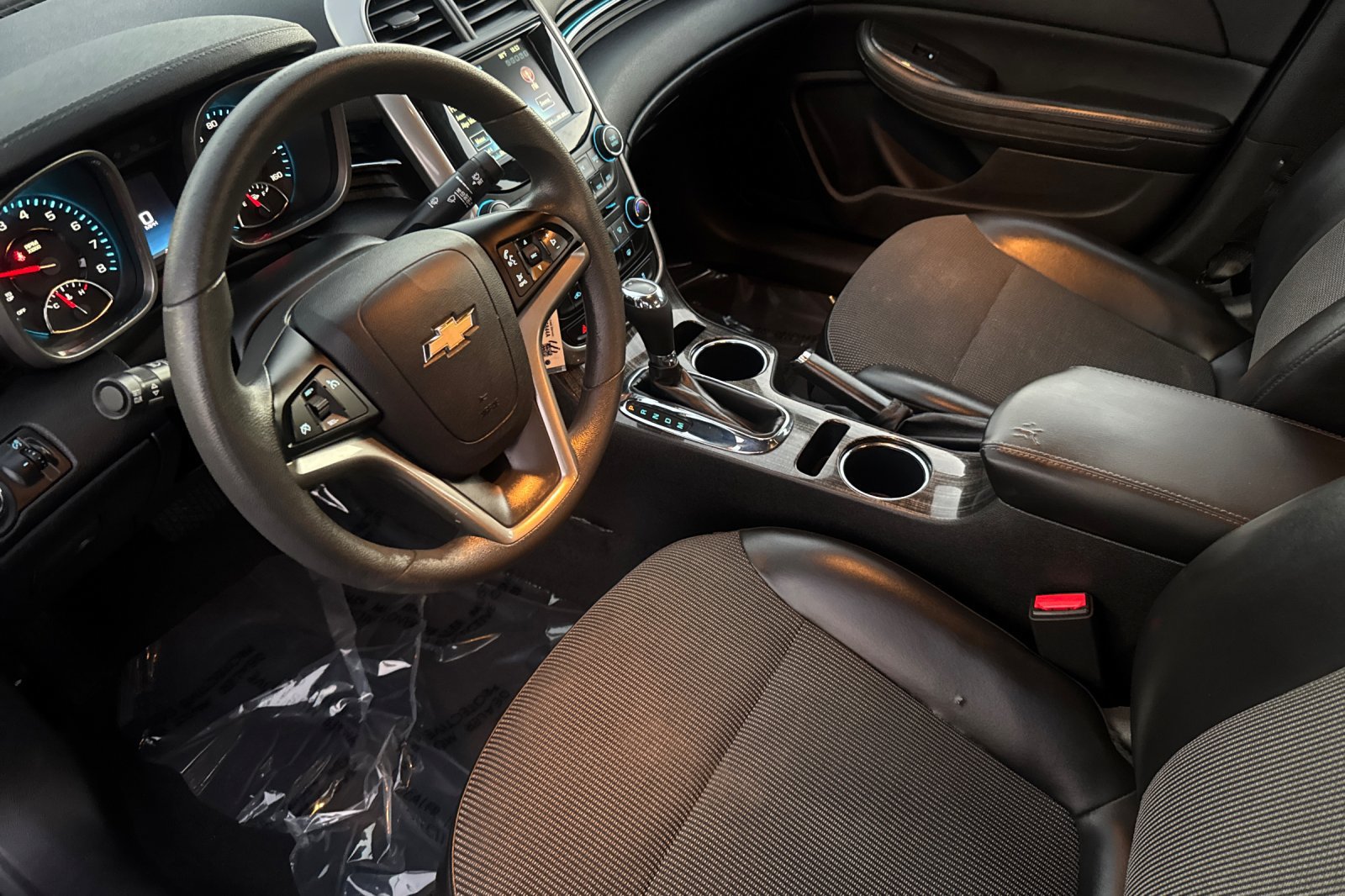 Used 2016 Chevrolet Malibu LT w/ Power Convenience Package FWD image 11