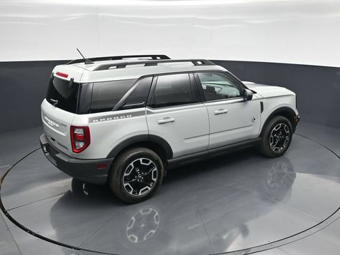 Used 2023 Ford Bronco Sport Outer Banks w/ Tech Package AWD/4WD image 38