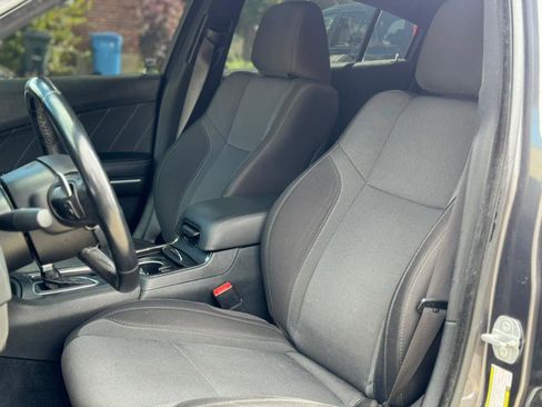 Used 2017 Dodge Charger R/T image 13