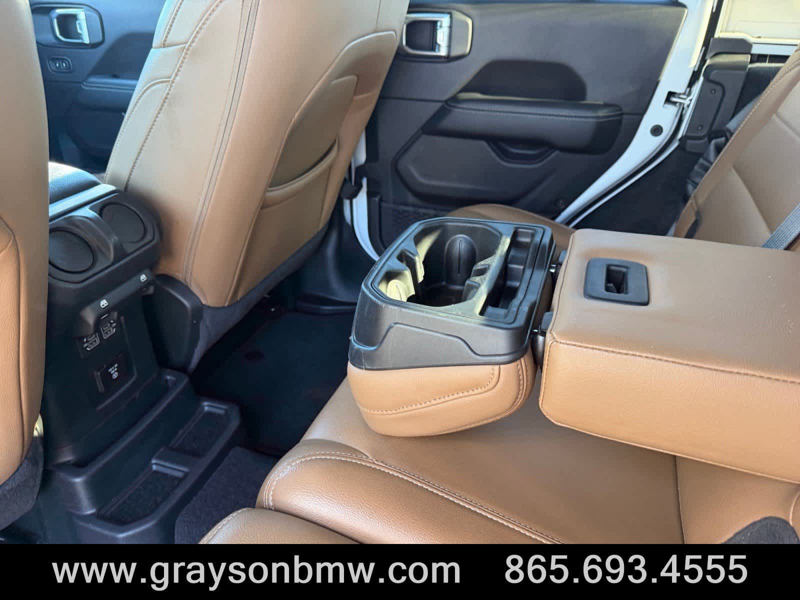 Used 2021 Jeep Wrangler Unlimited Sahara AWD/4WD image 19