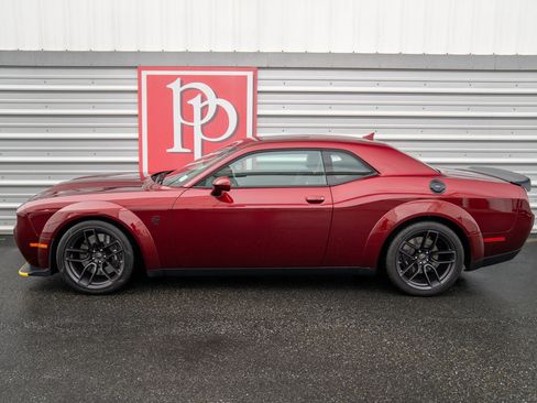 Used 2019 Dodge Challenger SRT Hellcat Redeye RWD image 31