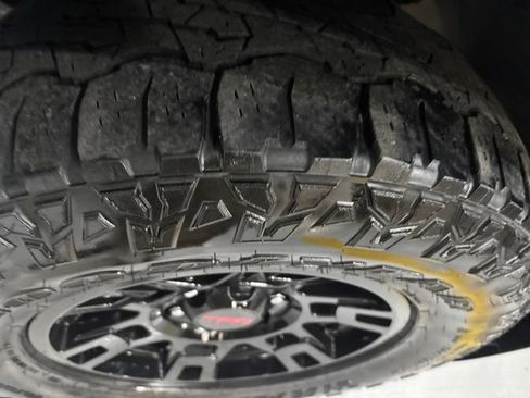 Used 2019 Toyota 4Runner TRD Off-Road Premium AWD/4WD image 44