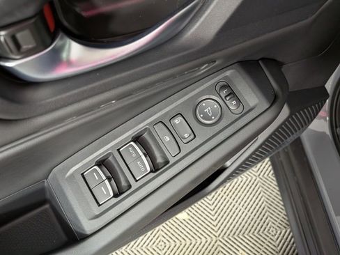 New 2025 Honda Accord SE image 13