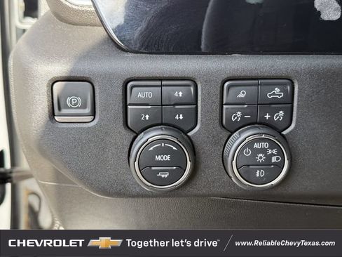Used 2023 Chevrolet Silverado 1500 LTZ w/ LTZ Convenience Package II AWD/4WD image 27