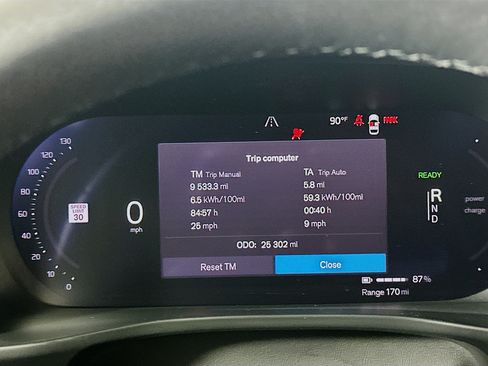 Used 2023 Volvo XC40 Recharge Plus AWD/4WD image 19