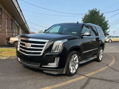 Used 2016 Cadillac Escalade Luxury