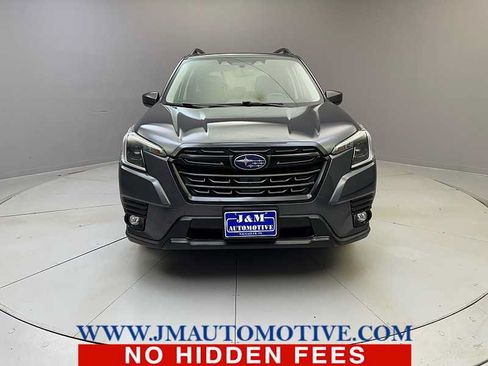 Used 2024 Subaru Forester Premium AWD/4WD image 8