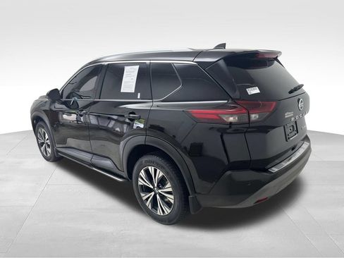 Used 2021 Nissan Rogue SV w/ Premium Package AWD/4WD image 3