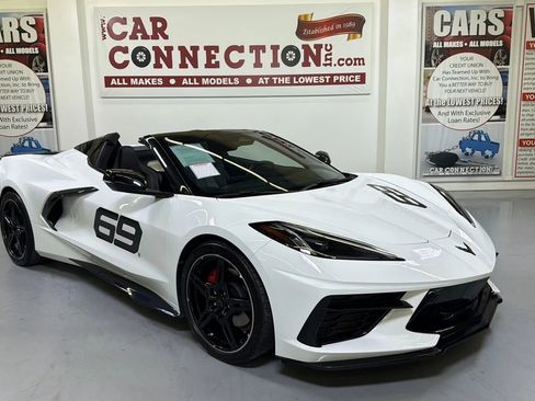 Used 2024 Chevrolet Corvette Stingray Preferred Conv w/ 2LT RWD image 1