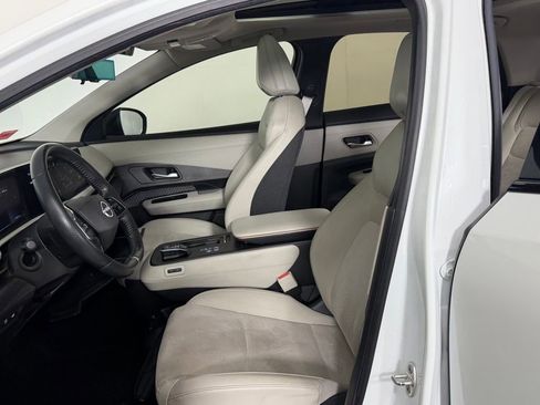 Used 2024 Nissan Ariya FWD image 22