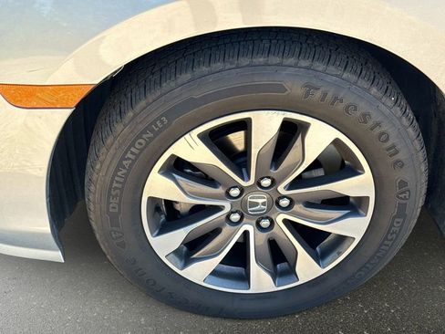 Used 2021 Honda Odyssey EX-L image 10
