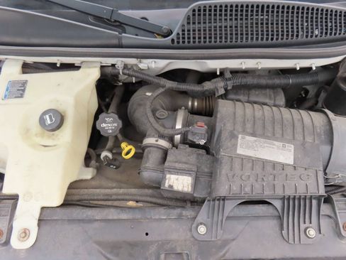 Used 2019 GMC Savana 2500 w/ Driver Convenience Package RWD image 10