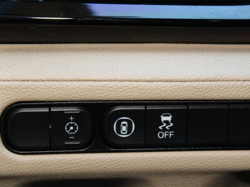 Used 2024 Acura MDX 3.5L image 30