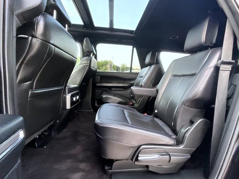 Used 2021 Ford Expedition Max XLT AWD/4WD image 24