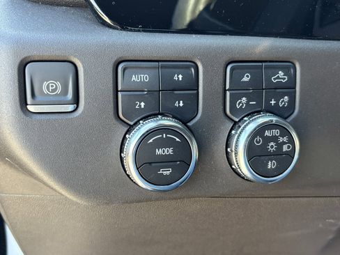 Used 2024 GMC Sierra 1500 SLT w/ SLT Premium Plus Package image 6