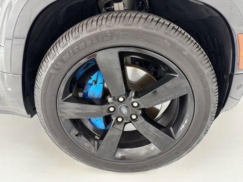 Used 2022 Land Rover Defender 110 V8 AWD/4WD image 31