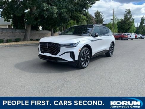 New 2026 Lincoln Nautilus Reserve AWD/4WD image 1