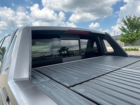 Used 2017 Chevrolet Silverado 1500 High Country w/ High Desert Package AWD/4WD image 22