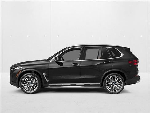 New 2025 BMW X5 xDrive40i w/ Premium Package image 3