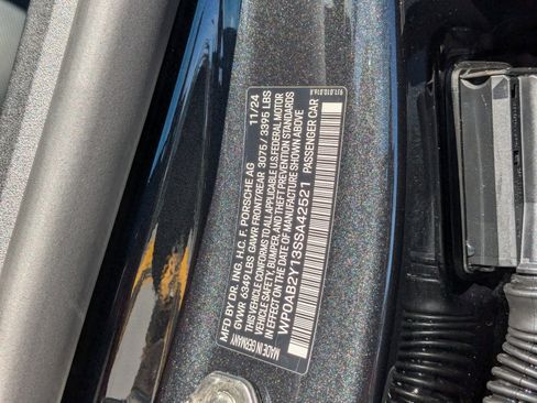 New 2025 Porsche Taycan 4S image 27