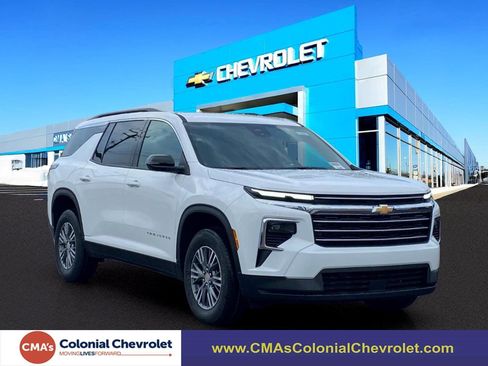 New 2026 Chevrolet Traverse LT w/ LPO, Floor Liner Package FWD image 1