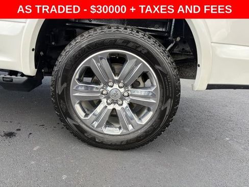 Used 2018 Ford F150 King Ranch w/ Equipment Group 601A Luxury AWD/4WD image 10