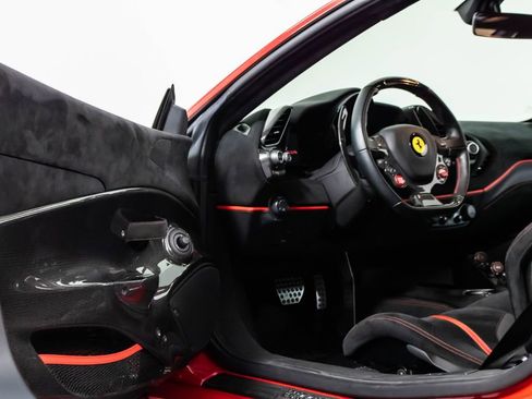 Used 2019 Ferrari 488 Pista Coupe image 35