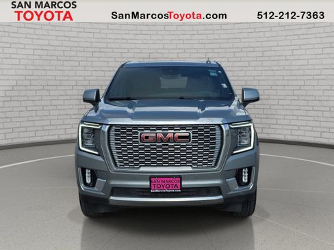 Used 2024 GMC Yukon Denali AWD/4WD image 2