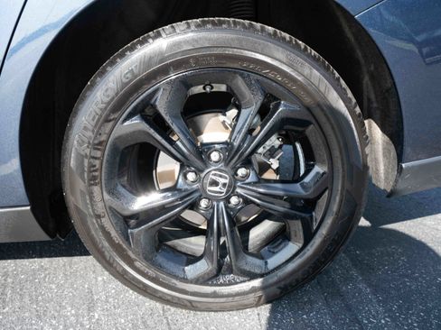 Used 2025 Honda Accord SE image 28