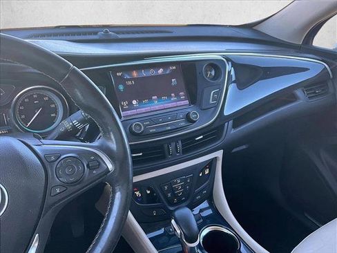 Used 2018 Buick Envision Essence image 8
