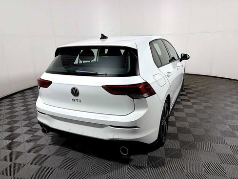 Used 2026 Volkswagen GTI SE FWD image 6