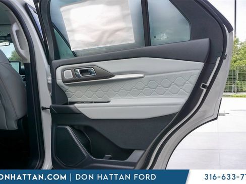 New 2026 Ford Explorer Platinum w/ LUX Leather Package image 24