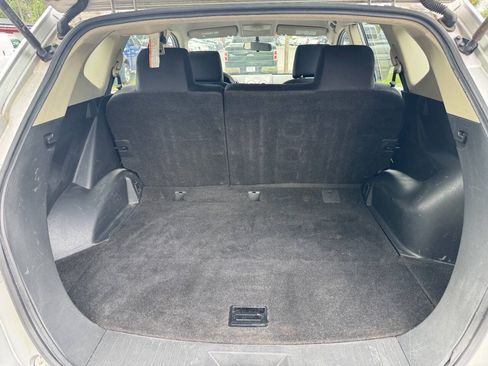 Used 2015 Nissan Rogue S FWD image 14