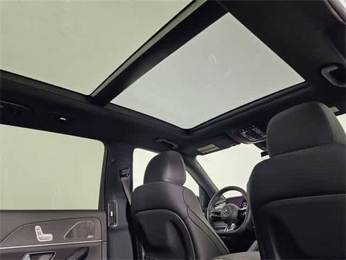 Certified 2025 Mercedes-Benz GLS 450 4MATIC image 45