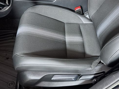 Used 2025 Honda Civic Sport image 19
