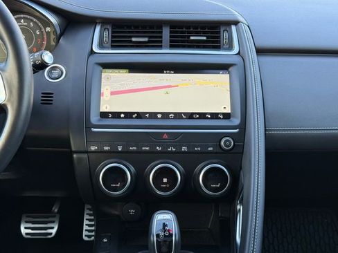 Used 2020 Jaguar E-PACE R-Dynamic SE image 25