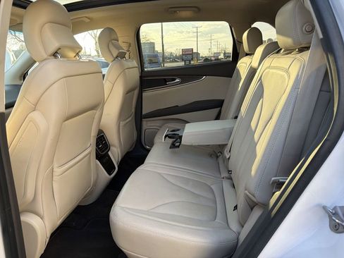 Used 2018 Lincoln MKX Reserve image 27