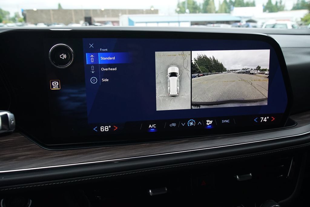 Used 2026 Chevrolet Tahoe LS AWD/4WD image 18