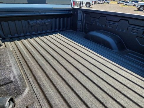 New 2025 GMC Sierra 2500 Denali w/ Denali Reserve Package image 8