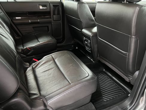 Used 2016 Ford Flex SEL w/ Equipment Group 202A AWD/4WD image 29