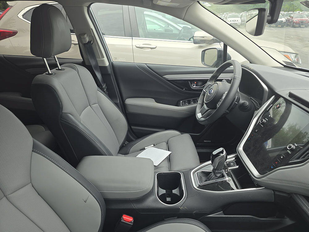 Used 2024 Subaru Outback Limited AWD/4WD image 5