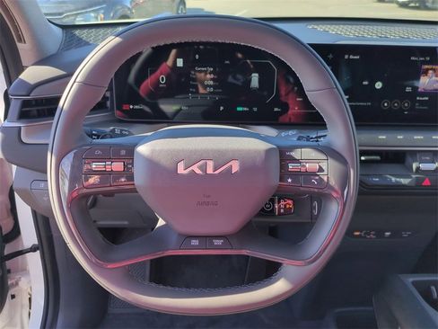 New 2026 Kia EV9 Wind image 10