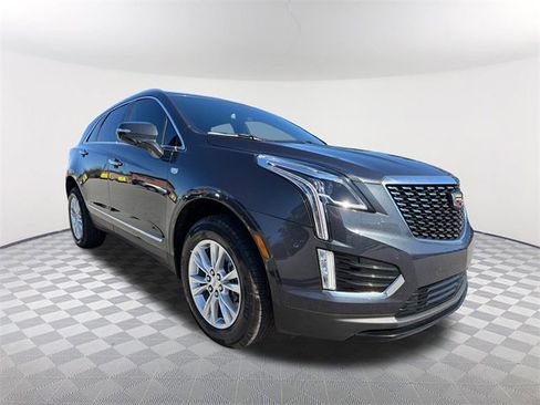 Certified 2023 Cadillac XT5 Luxury image 3